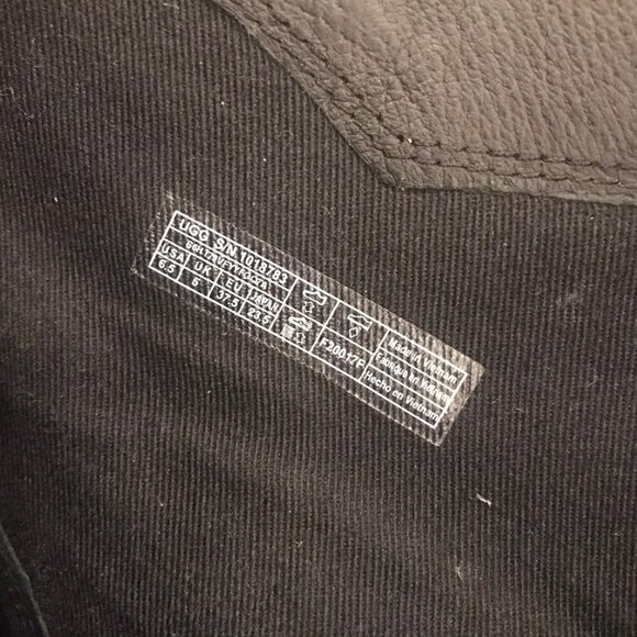 UGG Suede whipstich boots 6.5 - Picture 7 of 8